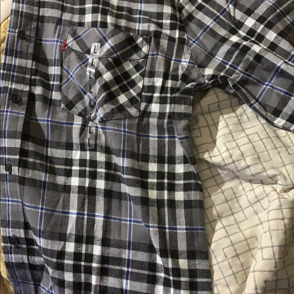 Levi set - Picture 3 of 5